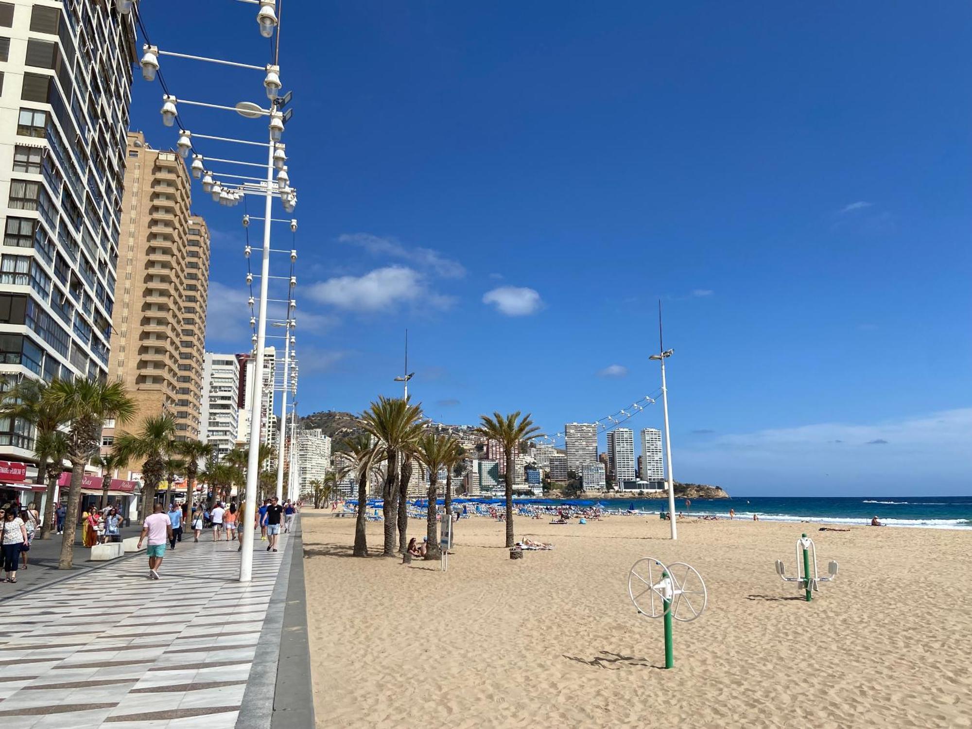 Levante Carlos V 1B Benidorm Exterior photo
